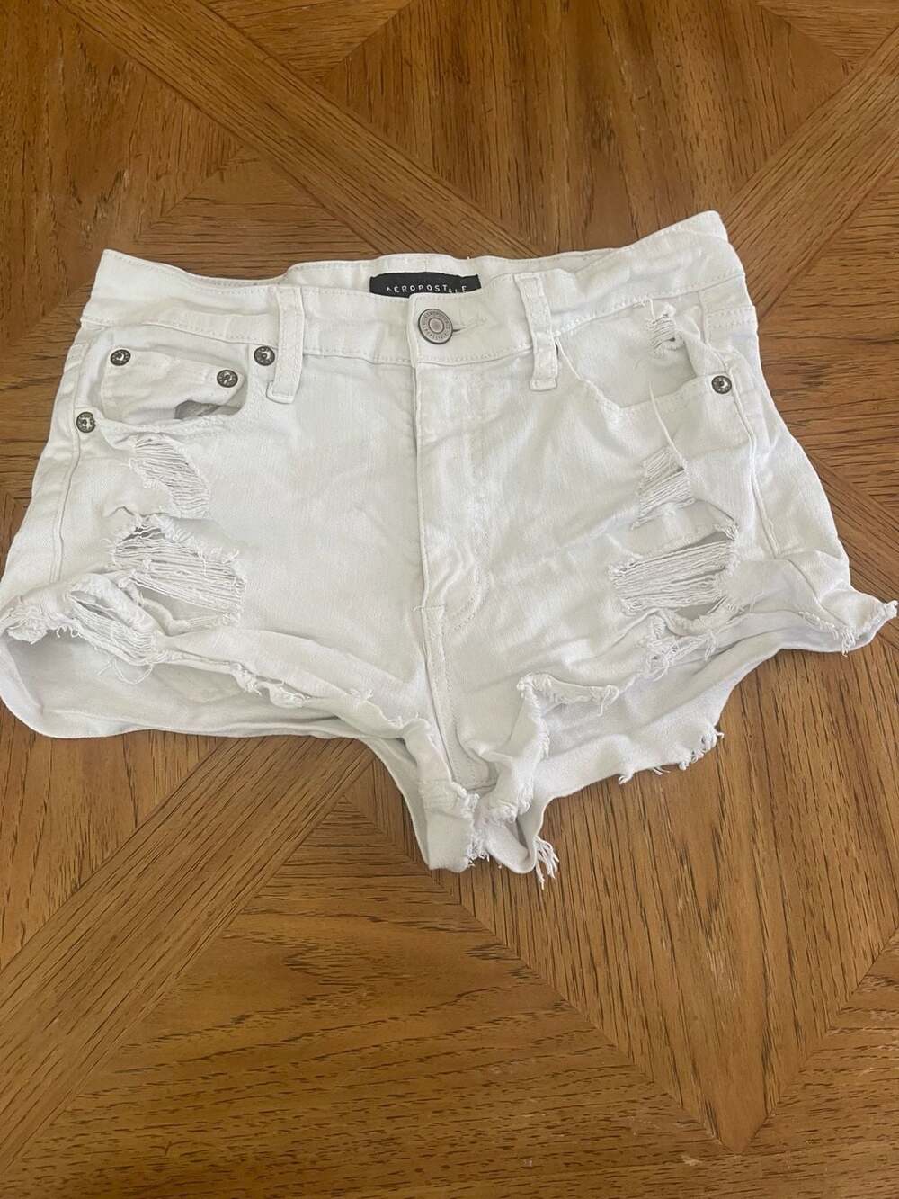 Aeropostale Vintage High Rise Shorty Distressed White Denim Shorts y2k